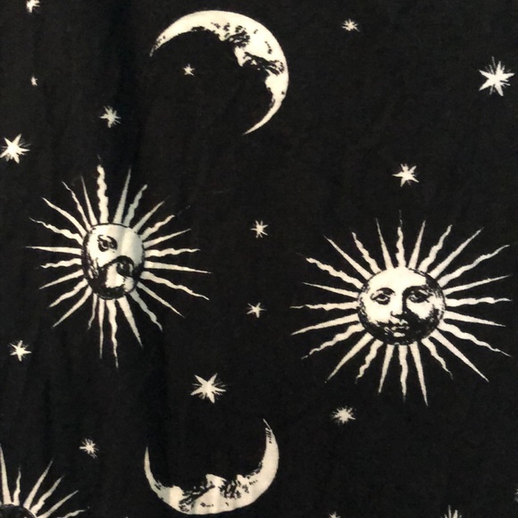 Sun & moon tank - Picture 4 of 8